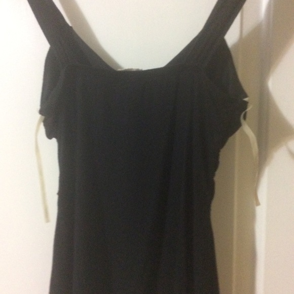 Maurice’s black tank - Picture 2 of 3